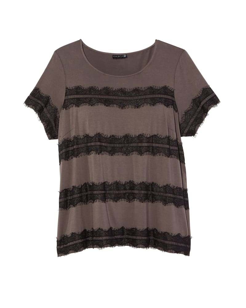 Front of plus size  by Ryan Wythe | Dia&Co | dia_product_style_image_id:125794